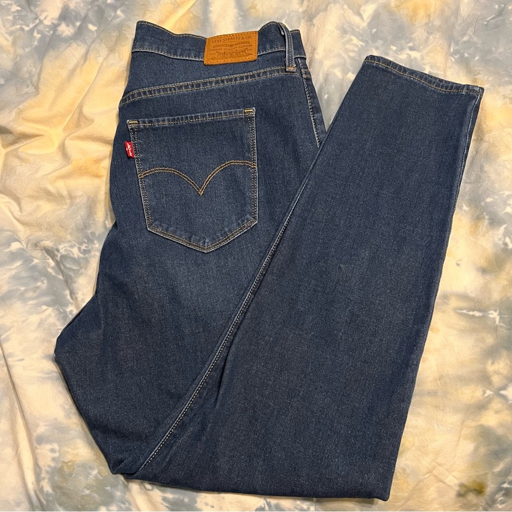 Levi’s size 14 straight leg blue jeans